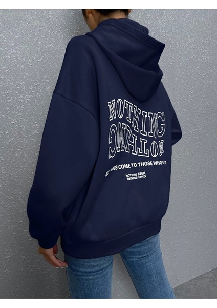 Kadın Ters Düz Nothing Baskılı Oversize Sweatshirt