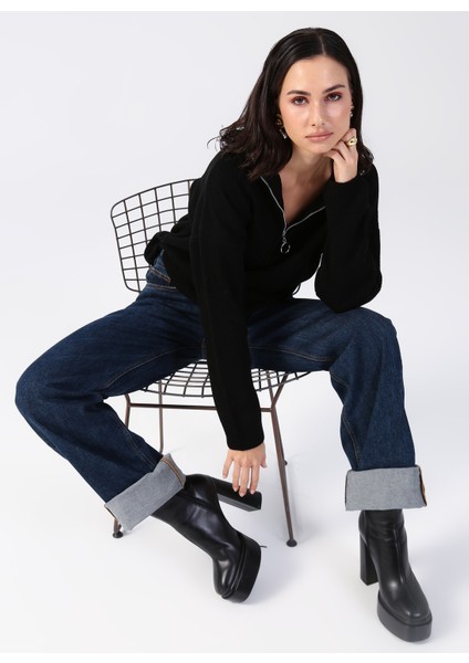 Siyah Kadın Fermuarlı Geniş Fit Düz Kazak KATTEN