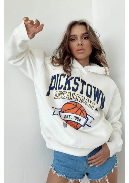 Kadın Beyaz Baskılı Kapşonlu Sweatshirt 2605