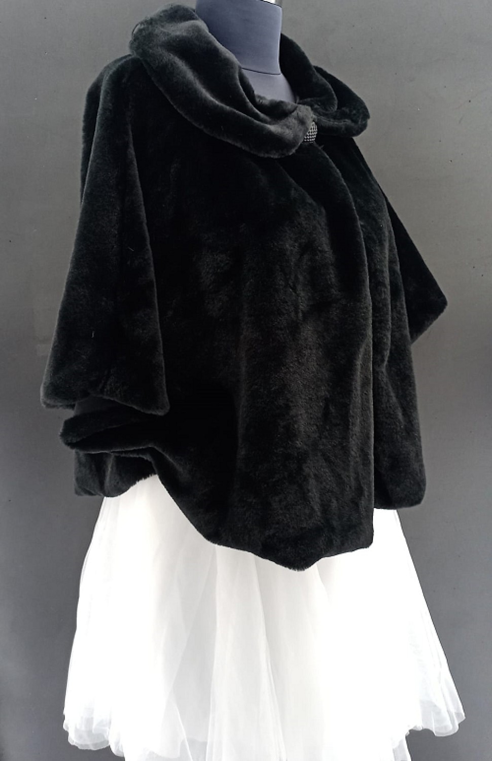 Butik İzmirden Siyah Gelin Etol Kürk Bolero görsel 2