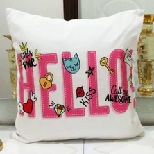 Körfez Kırlent Kırmızı & Beyaz Hello New Year Yazılı Dekoratif Kırlent Kılıfı