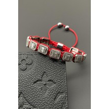 Frnch 3A Kalite Zirkon Taşlı Baget Kırmızı Renk Ipli Ayarlanabilir Makrome Erkek Bileklik FRJ11649-1749-K