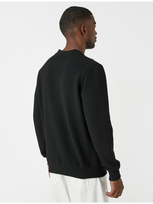 Koton Basic Textured Sweater Crew Neck