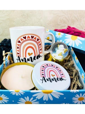 Giftmoda Gökkuşağı Anne Tasarımlı Kupa Mum ve Kar Küresi Mini Hediye Seti