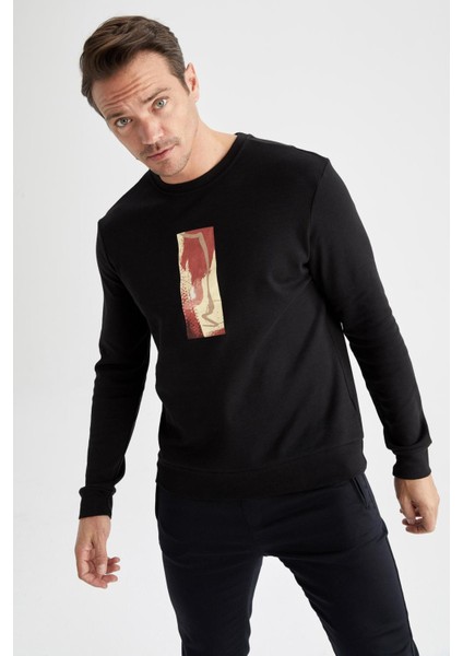 Modern Fit Bisiklet Yaka Sweatshirt Y4514AZ22AU fırsatları