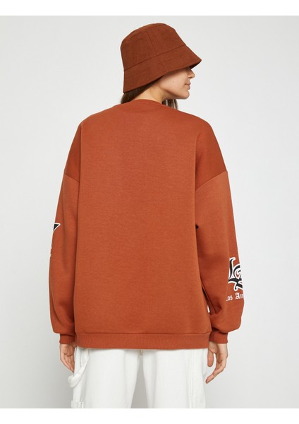 Kolej Baskılı Sweatshirt Oversize fırsatları