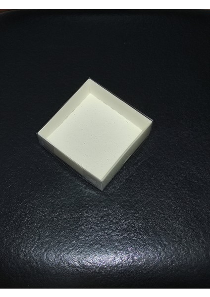 8X8X3 cm Beyaz Asetat Kapaklı Kutu 100 Adet fiyatları