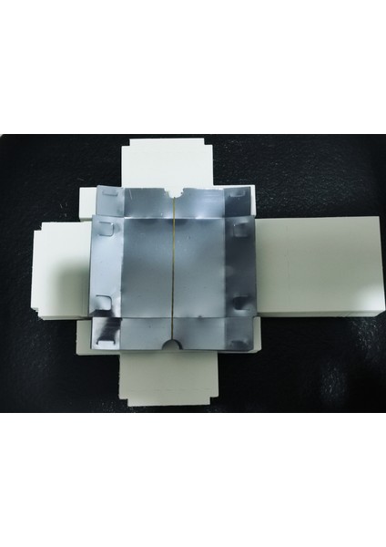 8X8X3 cm Beyaz Asetat Kapaklı Kutu 100 Adet modelleri