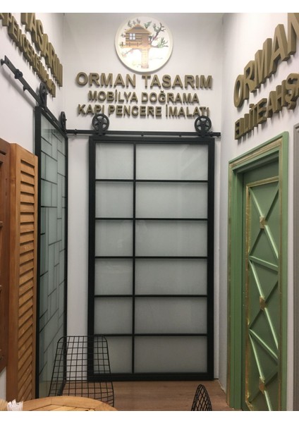 Orman Tasarım Ahır Kapısı Üstten Montajlı Döküm Makara Modeli Çift Kapı Sürgü Sistemi