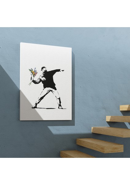 Bansky'nin Çiçek Atan Adam Eseri Kanvas Tablo