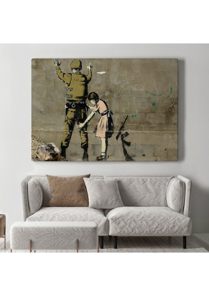Bansky'nin Askeri Arayan Küçük Kız Eseri Kanvas Tablo ( Üç Parça )