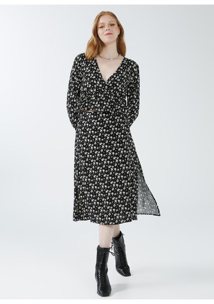 V Yaka Desenli Siyah Kadın Bluz K-UGANDA22