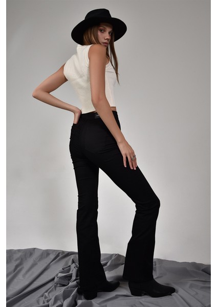 Kadın Siyah Skinny Flare Jean fiyatları