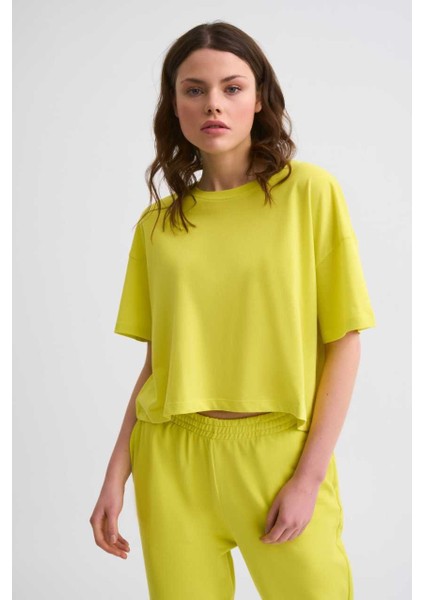 Organik Regular Fit Kısa Kollu Kadın Crop Tişört - Sarı Sarı - Xs