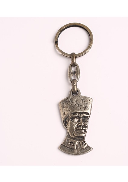 Kalpaklı Atatürk Figürlü Anahtarlık Krom ESKİTME-ANAH426