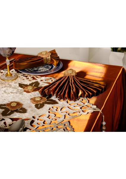 Mina Kadife Kumaş Krem Kahve Sofra Tk. 8 Kşl. 160X230 cm 26 Prç. - 1232