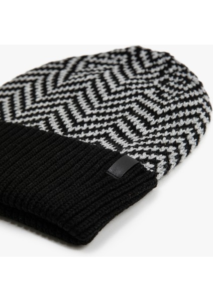 Katlama Detaylı Bere Balıksırtı Örgülü fiyatları