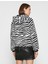 Aslıhan Malbora x Koton - Zebra Desenli Kapüşonlu Peluş Ceket 4