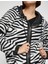 Aslıhan Malbora x Koton - Zebra Desenli Kapüşonlu Peluş Ceket 5