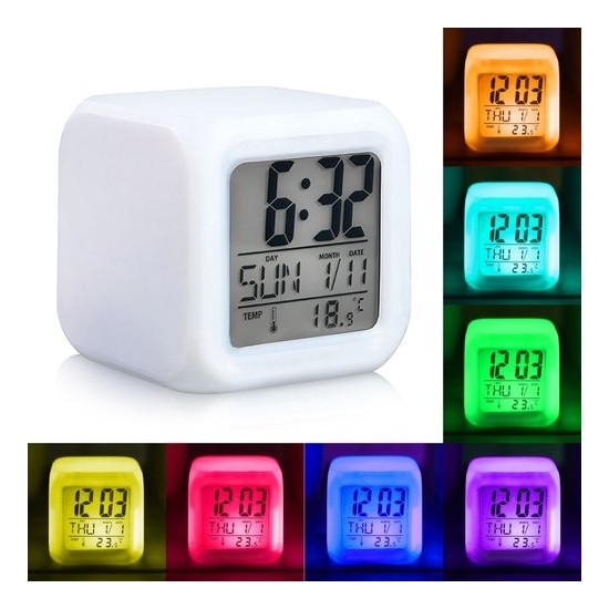 Oddity 7 Renk Çocuk Odası Alarmlı Dijital Küp Çalar Saat 8x8x8 cm XXL