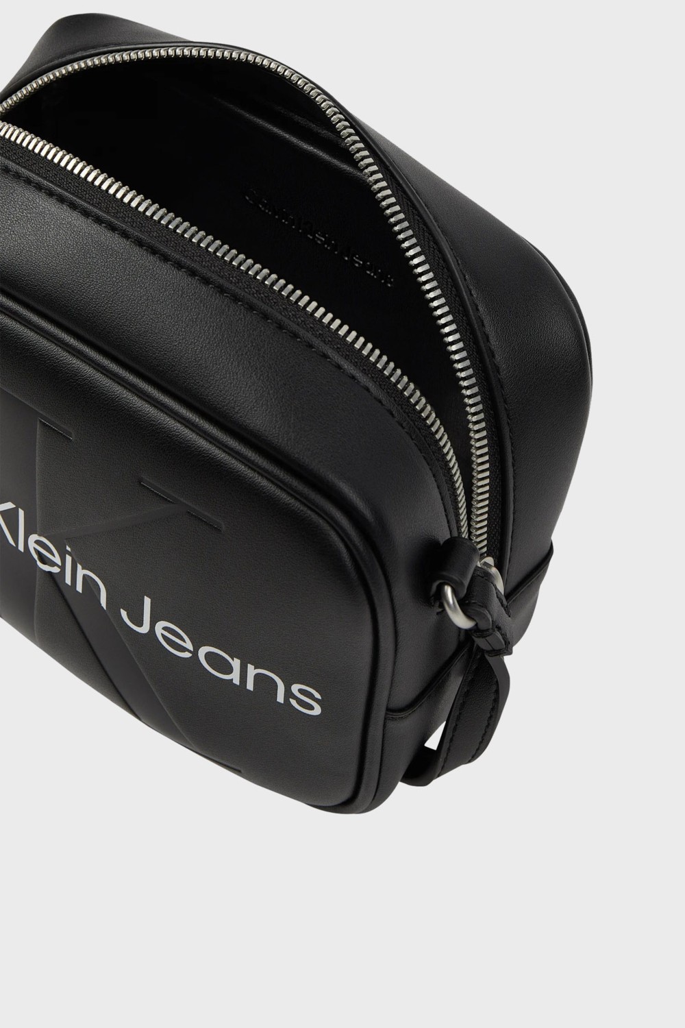 Calvin Klein Fermuarlı Ayarlanabilir Omuz Askılı Çanta Kadın Çanta K60K610275 Bds görsel 4