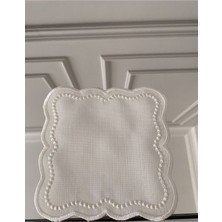 Lilies Atelier Romantik Desen Benekli Beyaz 6 Adet Nakışlı Kokteyl Sunum Peçetesi Luxury