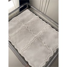 Lilies Atelier Romantik Desen Benekli Beyaz 6 Adet Nakışlı Kokteyl Sunum Peçetesi Luxury