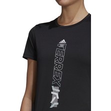 adidas Bisiklet Yaka Desenli Siyah Kadın T-Shirt HA7552 Agravıc Shırt W