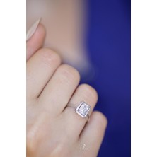 By Barun Gümüş Rengi 1 Carat Görünümünde Beyaz Taşlı 925 Ayar Pırlanta Model Gümüş Baget Yüzük