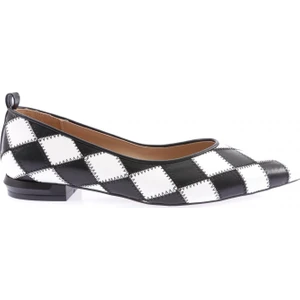 2048-22Y Kadin Sivri Burun Baklava Desenli Babet