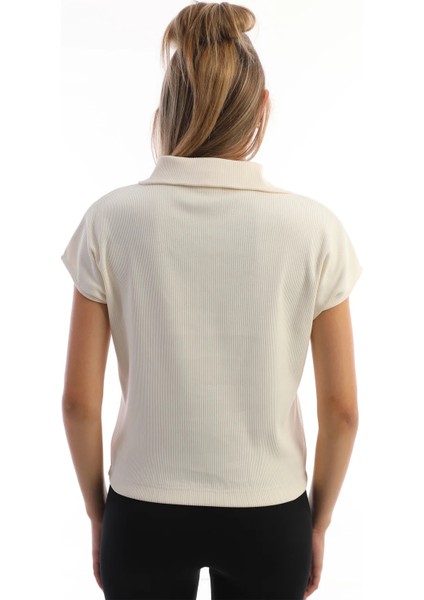 Bej Dik Yaka Kaşkorse Kadın Tişört indirimleri