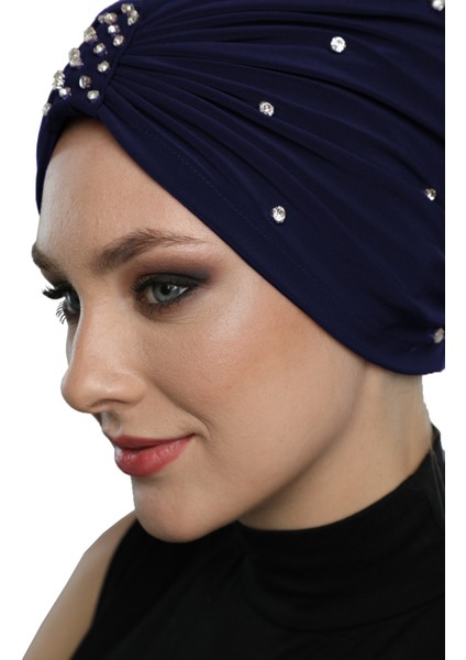 Swarovskili Astarlı El Işi Swarovski İşlemeli Lacivert Hazır Türban Tesettür Bone