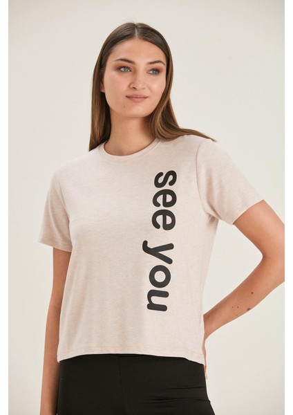 Baskılı T-Shirt (B22-38501) modelleri