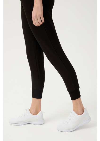 Kadın Siyah Jogger Eşofman Altı Sweatpants indirimleri