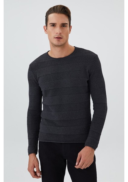 Holden Erkek O Yaka Kazak Antrasit modelleri