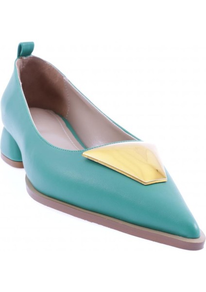 2319-22K Kadin Sivri Burun Üçgen Tokali Kisa Topuk Ayakkabi fiyatları