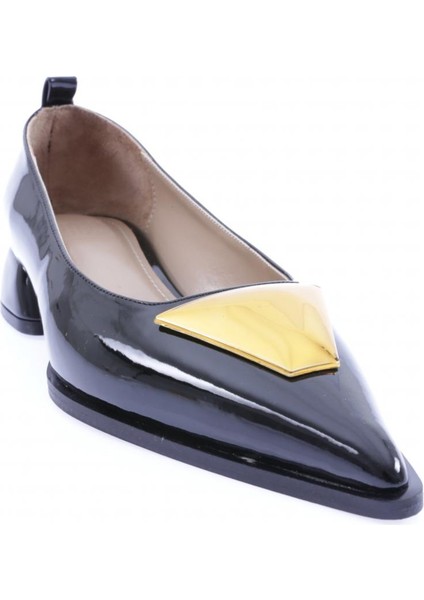 2319-22K Kadin Sivri Burun Üçgen Tokali Kisa Topuk Ayakkabi fiyatları