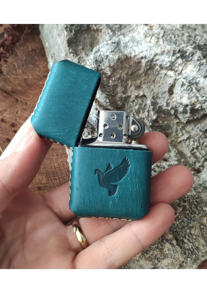 El Yapımı Hakiki Deri Kılıflı Zippo Çakmak