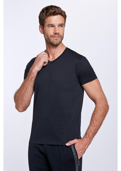 Siyah V Yaka Basic T-Shirt