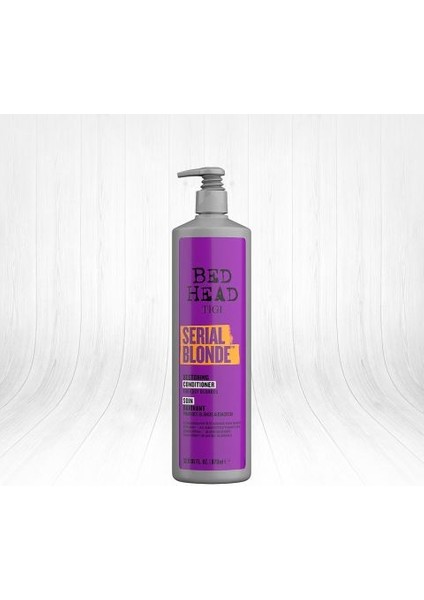 Bed Head Serial Blond Sarı Saçlar Için Onarıcı Saç Kremi 970 Ml