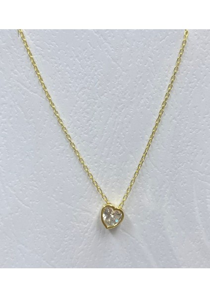Gold Kaplama Kalp Çerçeve Detay Zirkon Taşlı Kolye