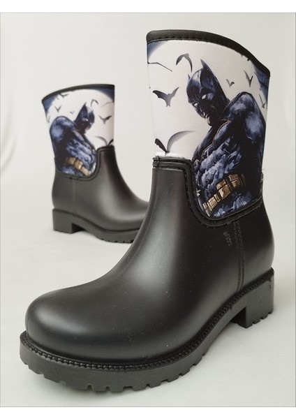 Batman Baskılı Su Geçirmeyen Erkek Çocuk Yağmur Çizmesi modelleri