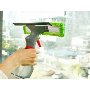 Toptancı Kapında Spreyli Su Hazneli Mikro fiber Cam Silme Mopu