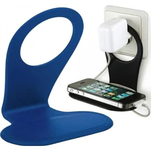 Toptancı Kapında Cep Telefonu Şarj Aleti Standı