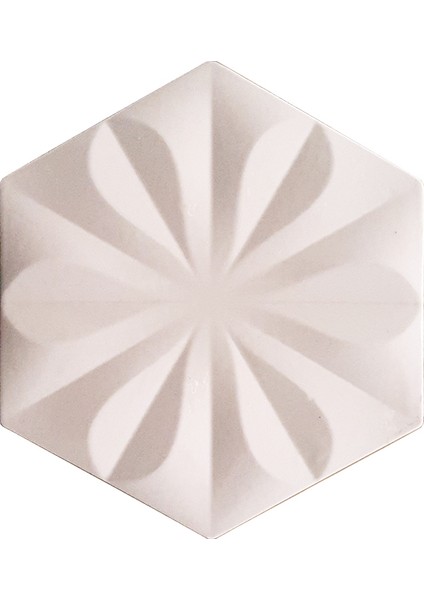 15x17 Cm Çiçekli BeyazAltıgen Seramik