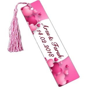 Pembe Kalp Isimli Sevgili Kitap Ayracı
