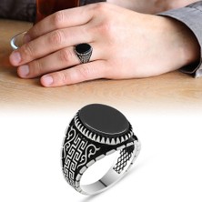 Okyanus Silver 925 Ayar Gümüş Labirent Motifli Oval Siyah Oniks Taşlı Erkek Yüzük
