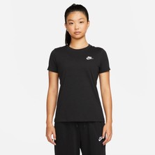 Nike Sportswear Club Kadın T-Shirt DN2393-010