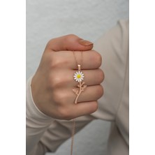 Nereze 925 Ayar Gümüş Rose Dalında Papatya Kolye