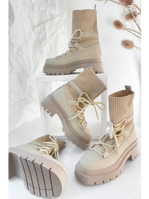 Brity Brıty Yüksek Kalın Tabanlı Triko Detaylı Kışlık Postal Bot Suni Deri Kauçuk Taban Model BX-BRT0026